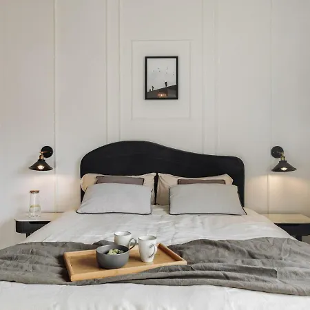 Serralada - 4 Bedrooms And Terrace In Sant Gervasi Apartment *