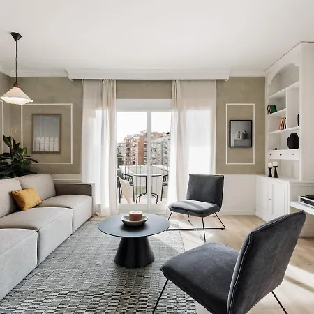 Apartment Serralada - 4 Bedrooms And Terrace In Sant Gervasi *