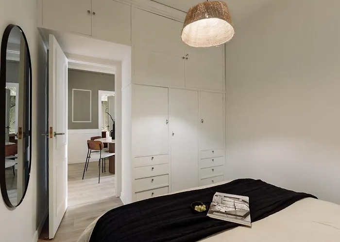 Serralada - 4 Bedrooms And Terrace In Sant Gervasi Appartamento *