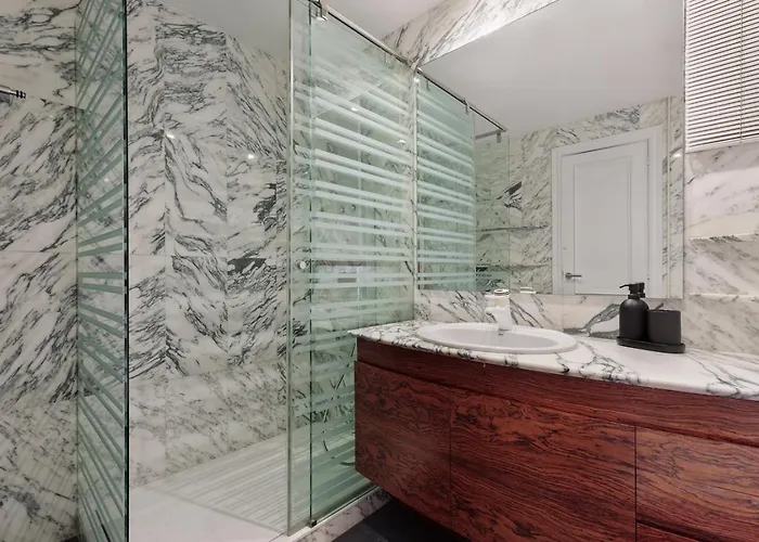 Appartamento Serralada - 4 Bedrooms And Terrace In Sant Gervasi